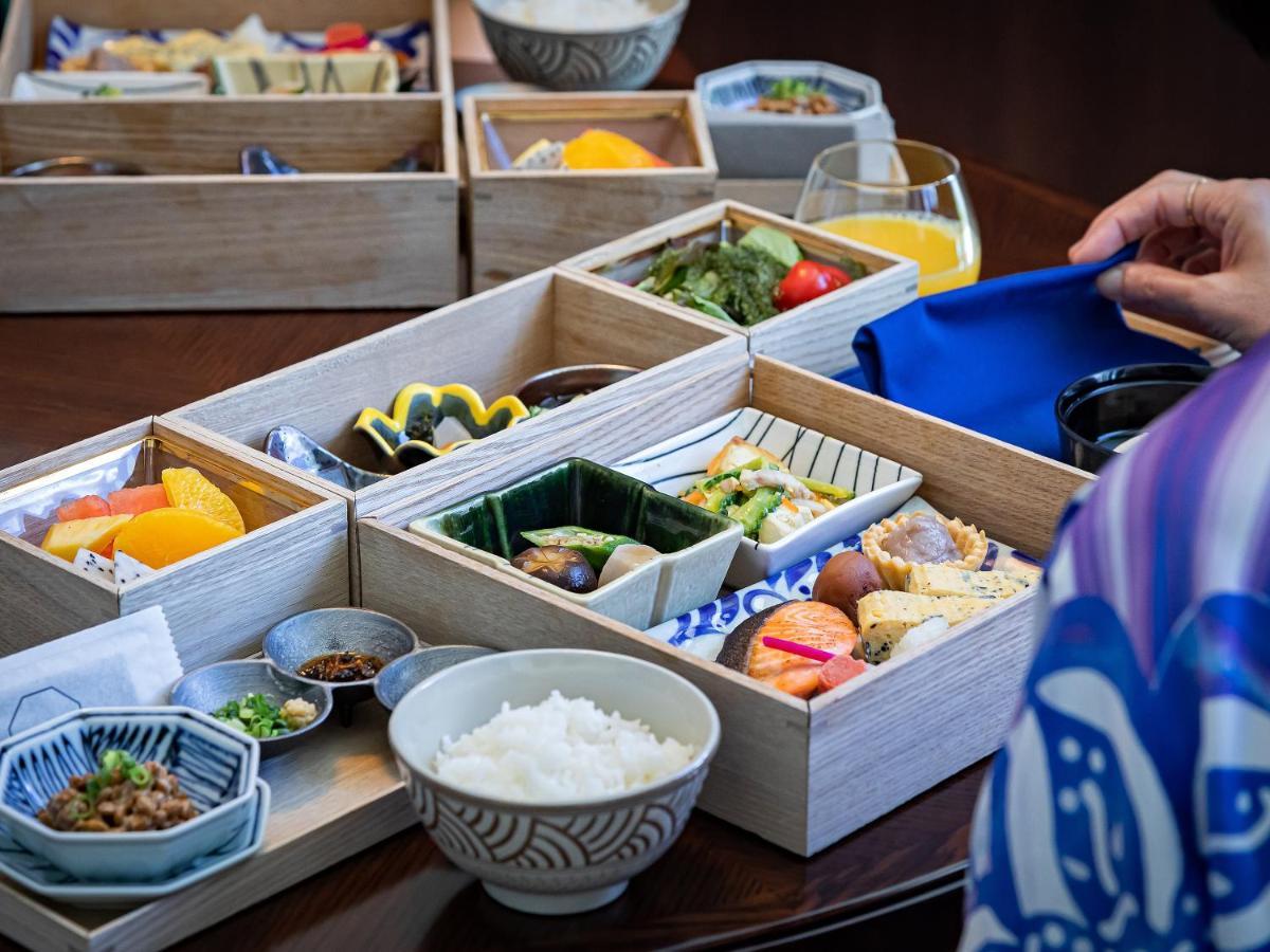 Okinawa Exes Naha Hotell Exteriör bild