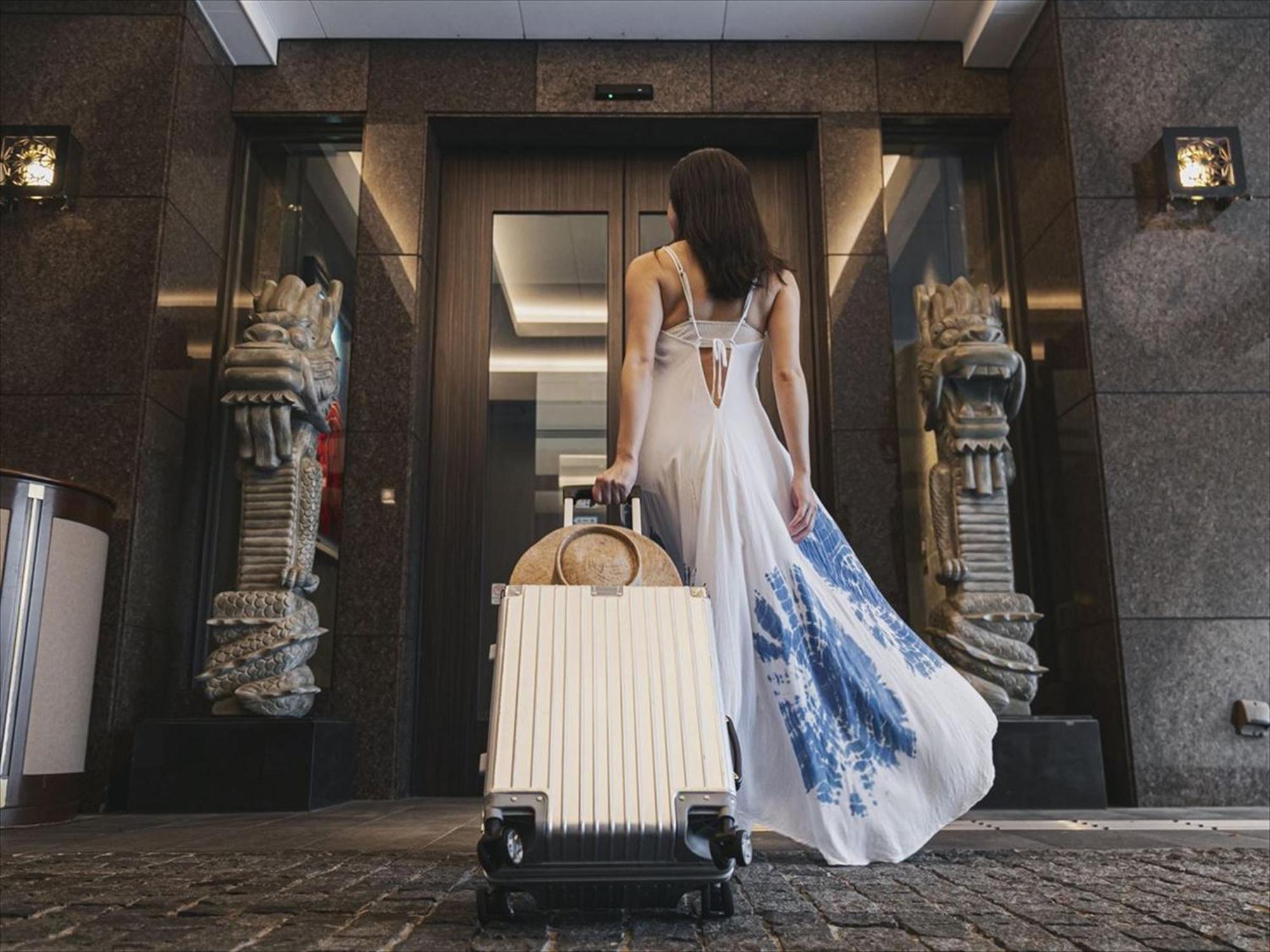 Okinawa Exes Naha Hotell Exteriör bild