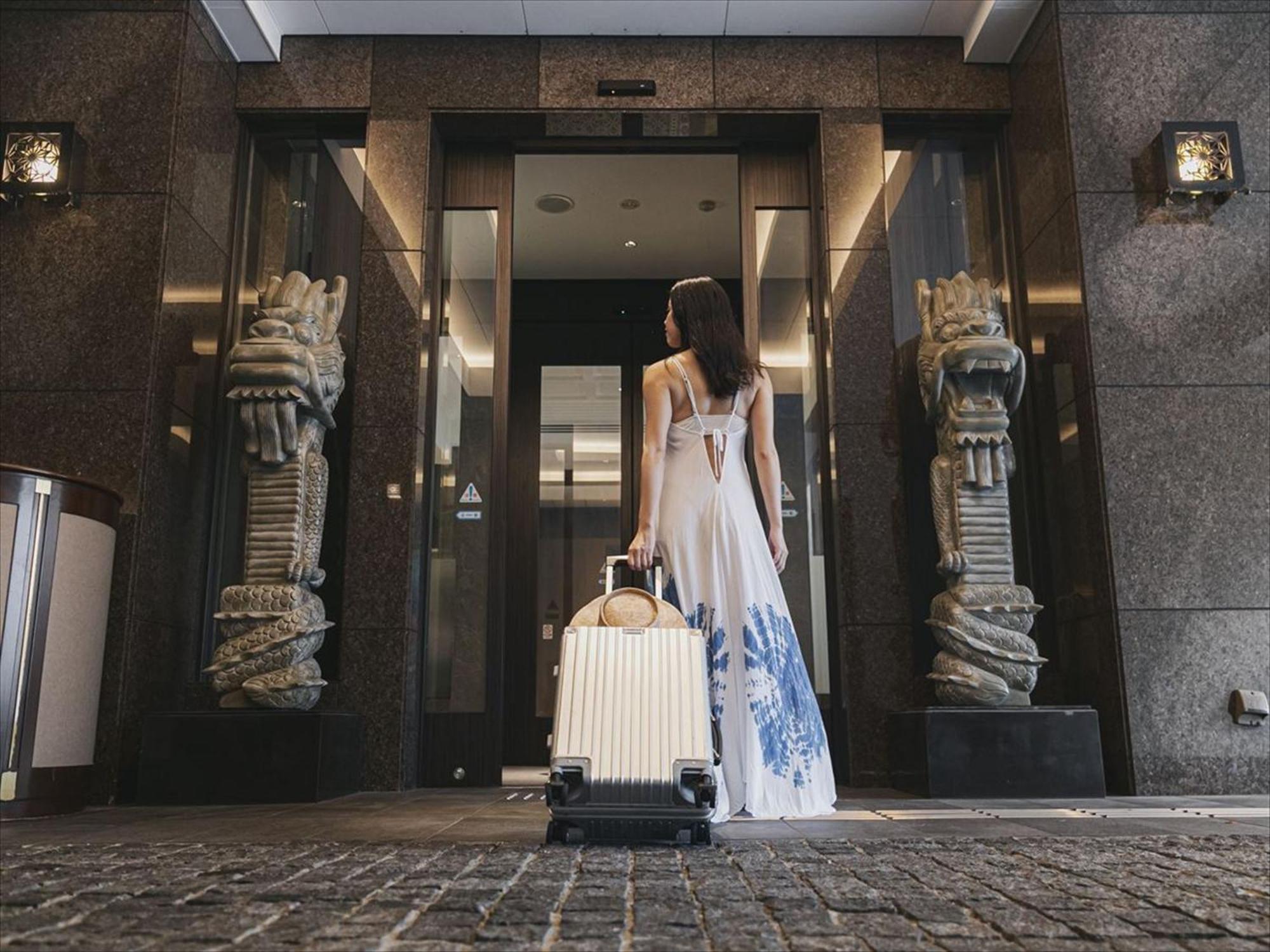 Okinawa Exes Naha Hotell Exteriör bild